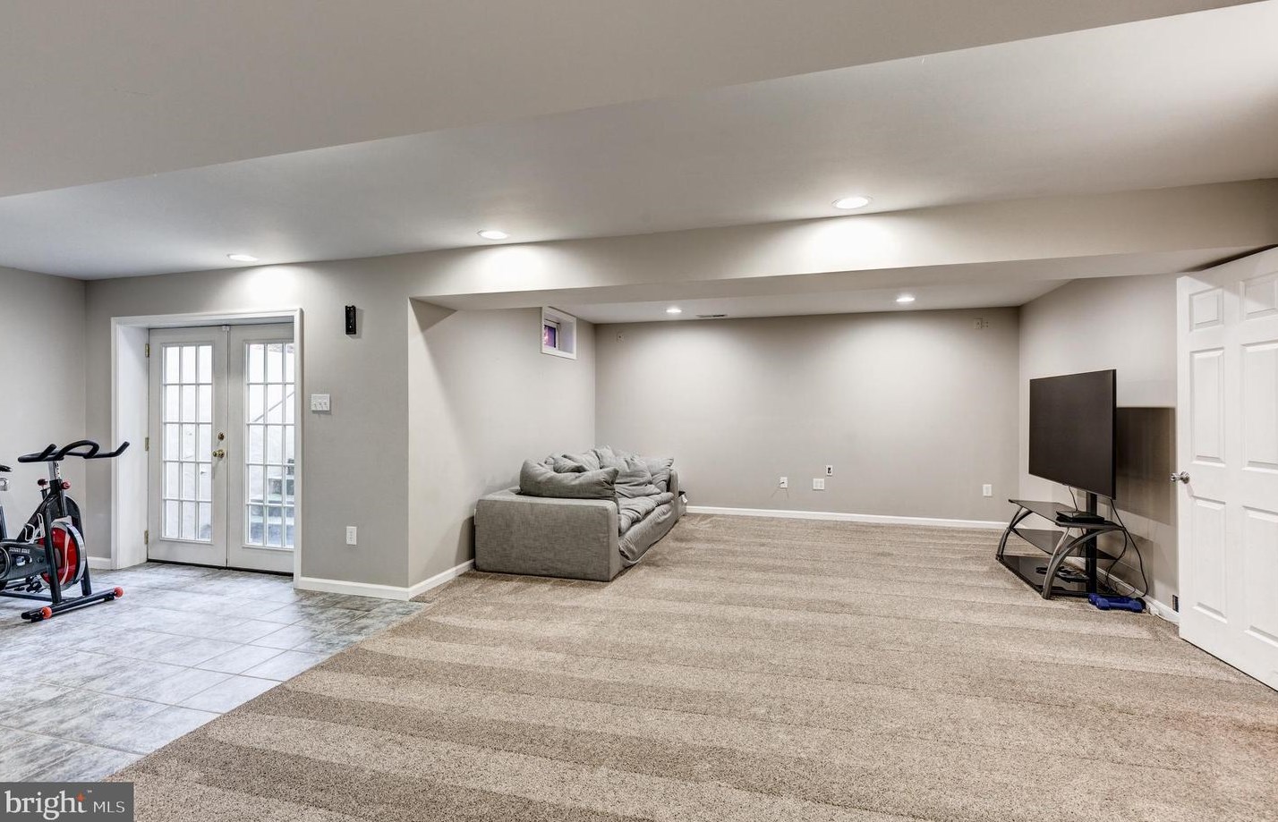 1303 Marian Way, Mount Airy MD 21771-5873 exterior