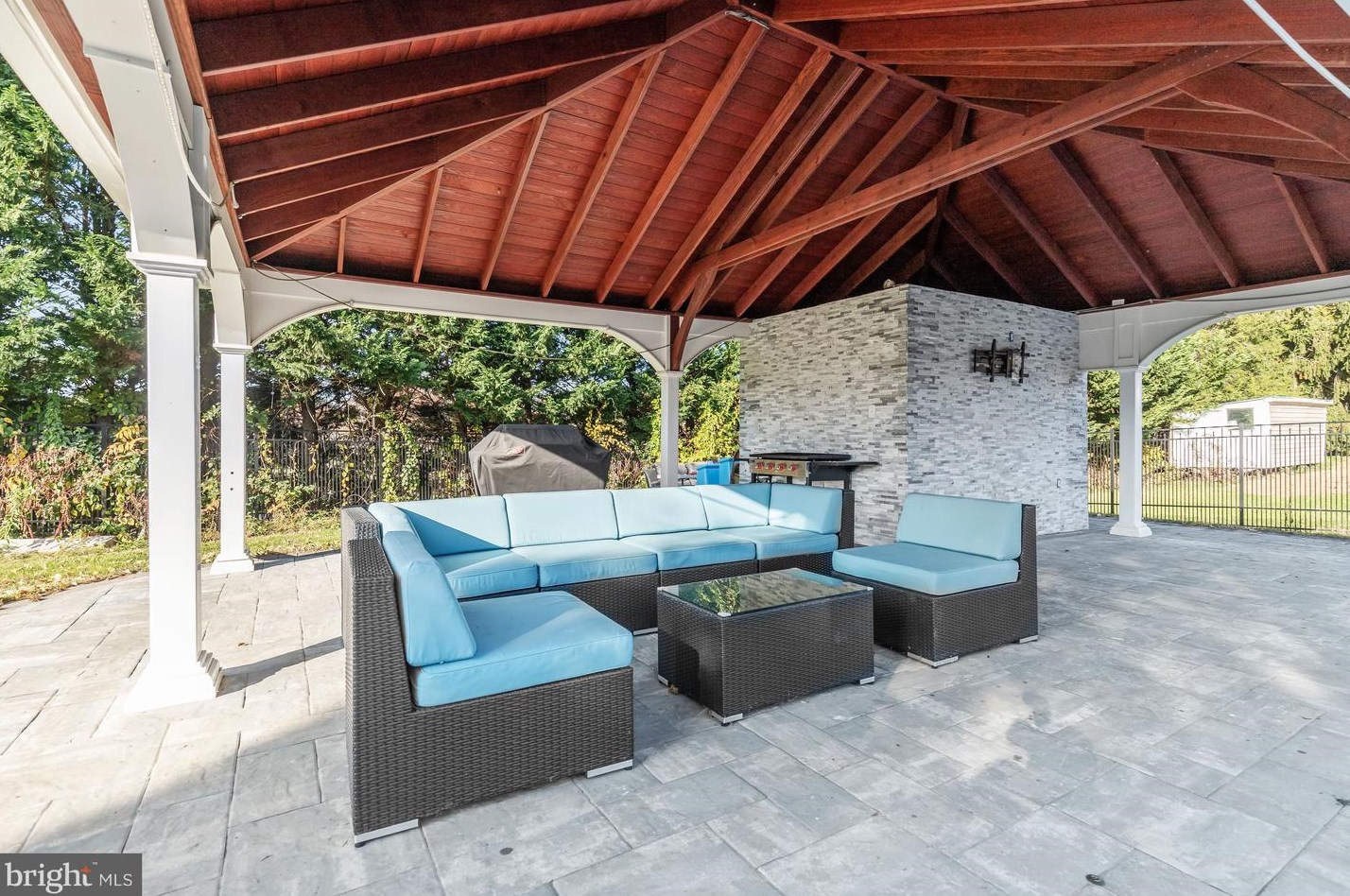 2219 Deer Park Rd, Patapsco MD 21048-2218 exterior