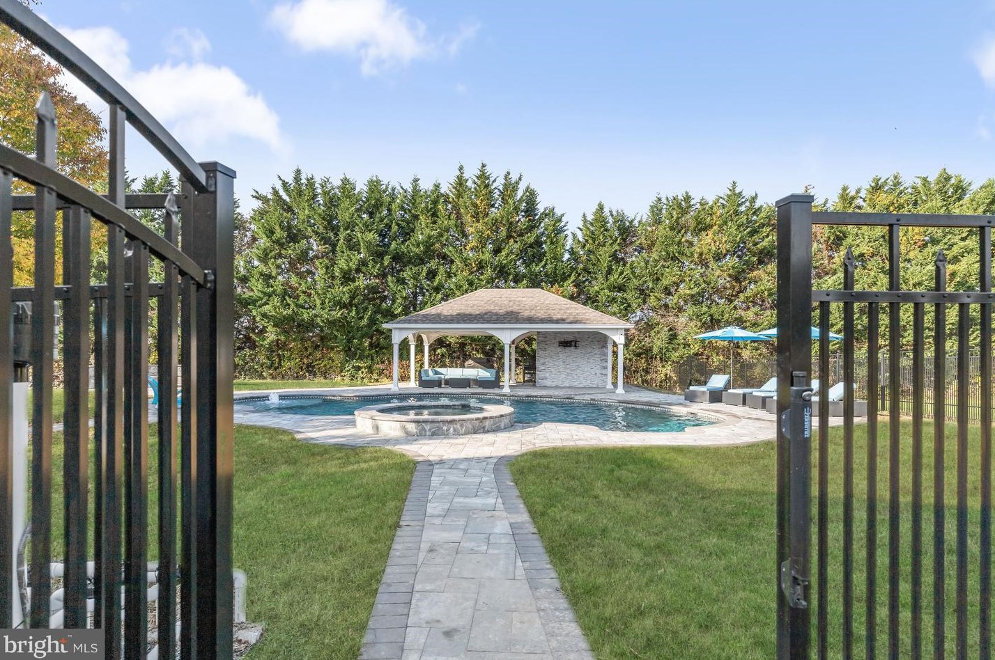 2219 Deer Park Rd, Patapsco MD 21048-2218 exterior