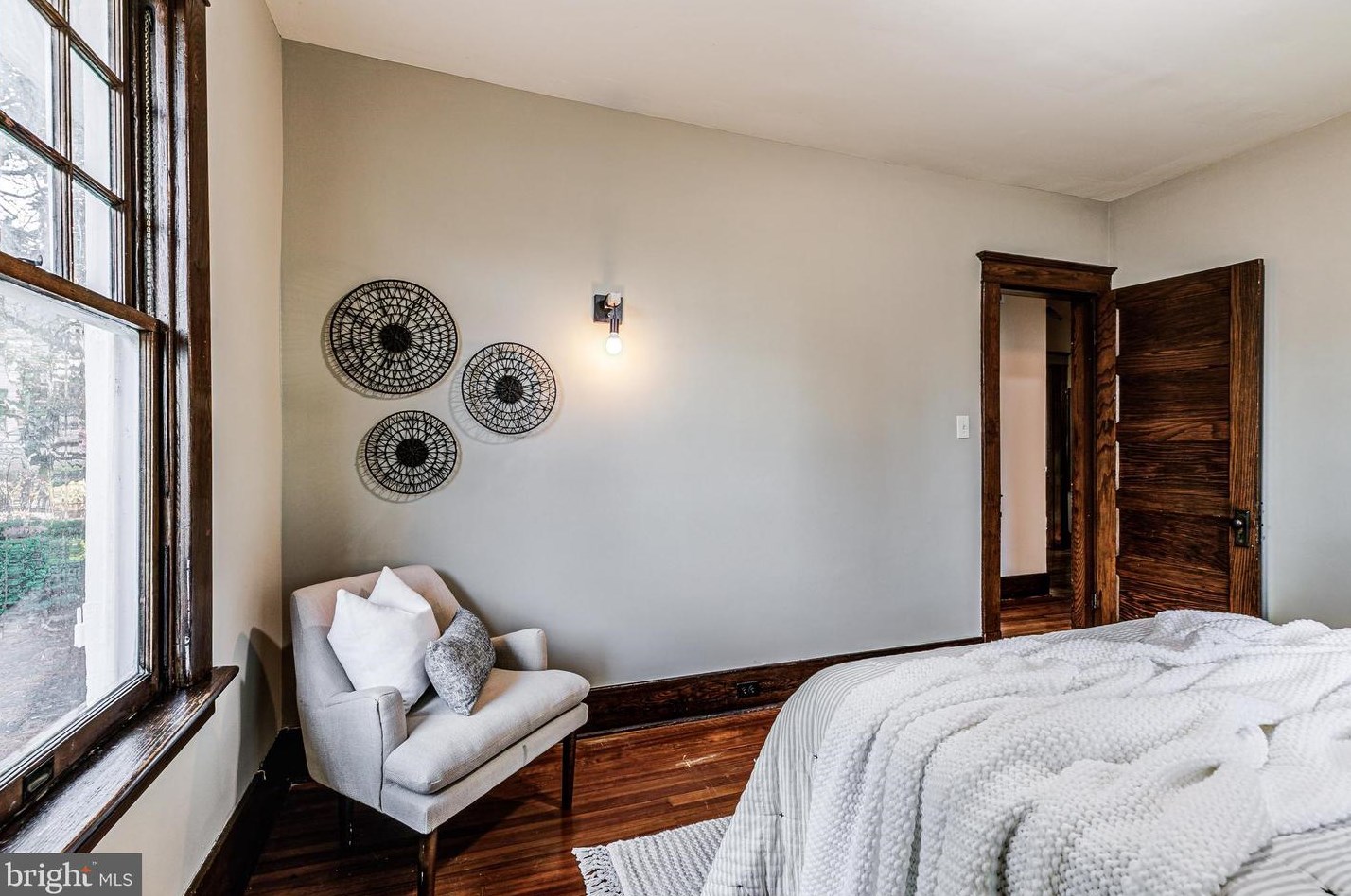 124 Main St, New Windsor MD  21776-9756 exterior