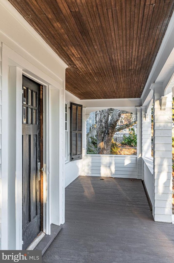 124 Main St, New Windsor MD  21776-9756 exterior