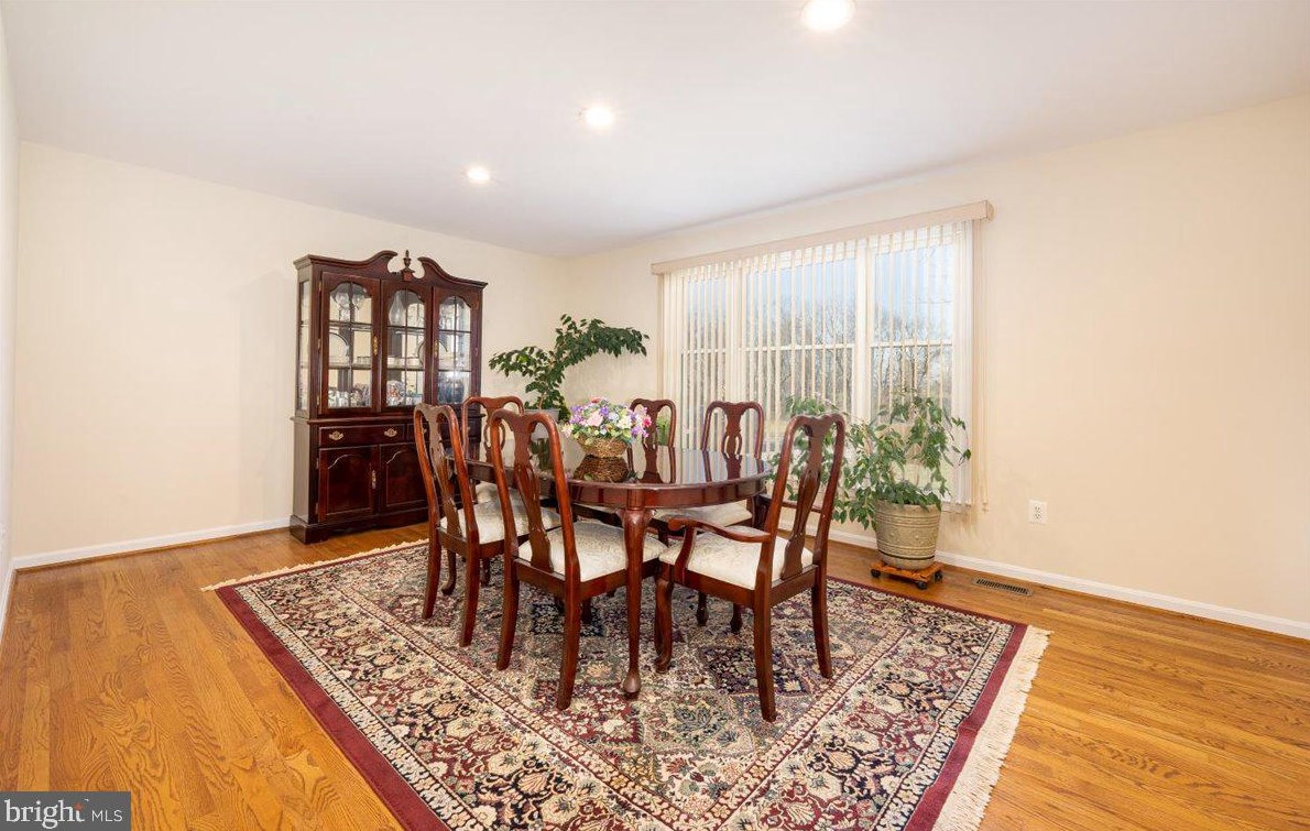 1115 Slingluff Rd, New Windsor MD  21776-9322 exterior