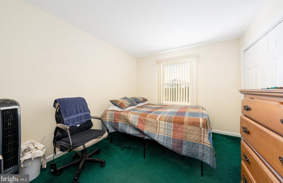 1115 Slingluff Rd, New Windsor MD  21776-9322 exterior