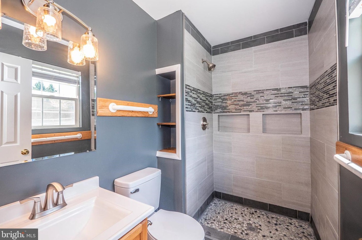 2225 Doctor Stitely Rd, New Windsor MD  21776-8313 exterior