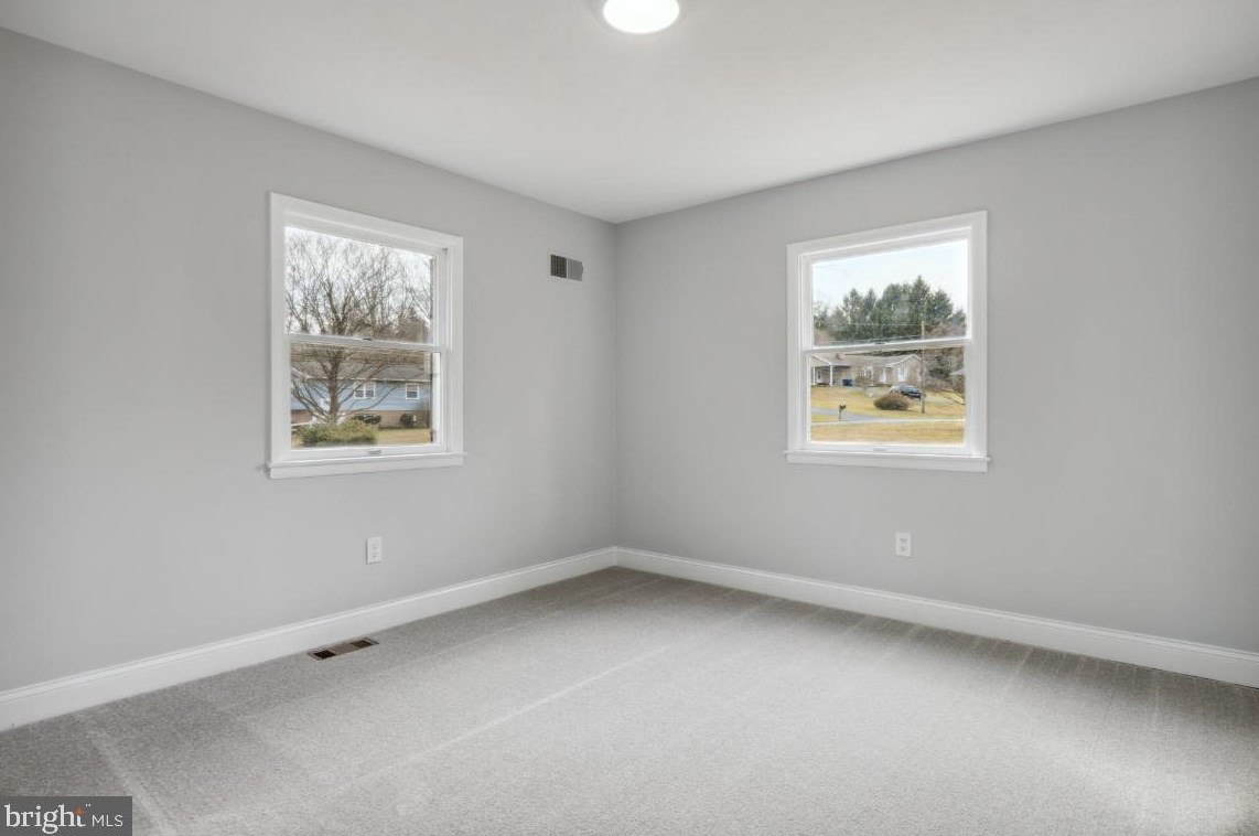 2124 Woodview Rd, Patapsco MD  21048-1118 exterior