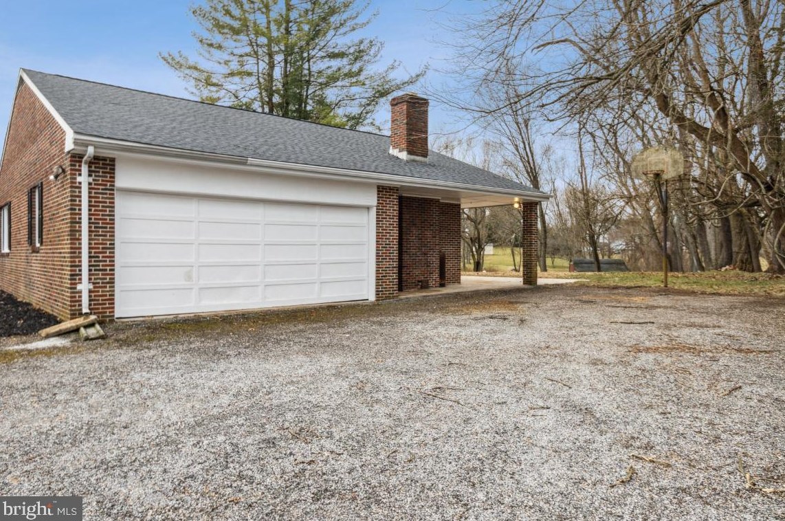 2124 Woodview Rd, Patapsco MD  21048-1118 exterior