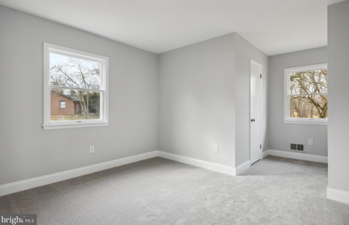 2124 Woodview Rd, Patapsco MD  21048-1118 exterior