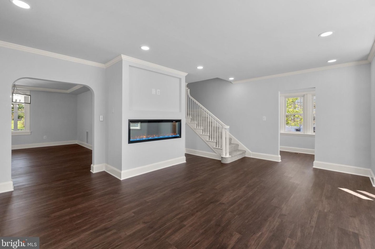 313 Baltimore St, Taneytown MD  21787-2224 exterior