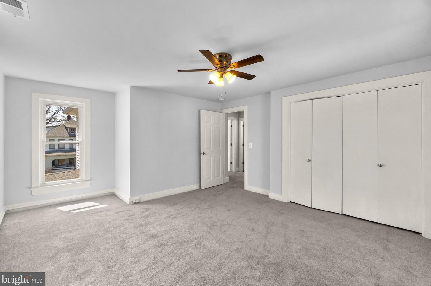 313 Baltimore St, Taneytown MD  21787-2224 exterior