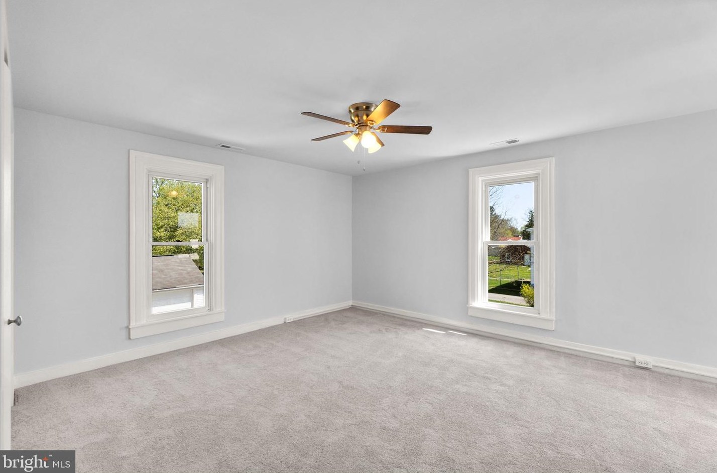 313 Baltimore St, Taneytown MD  21787-2224 exterior