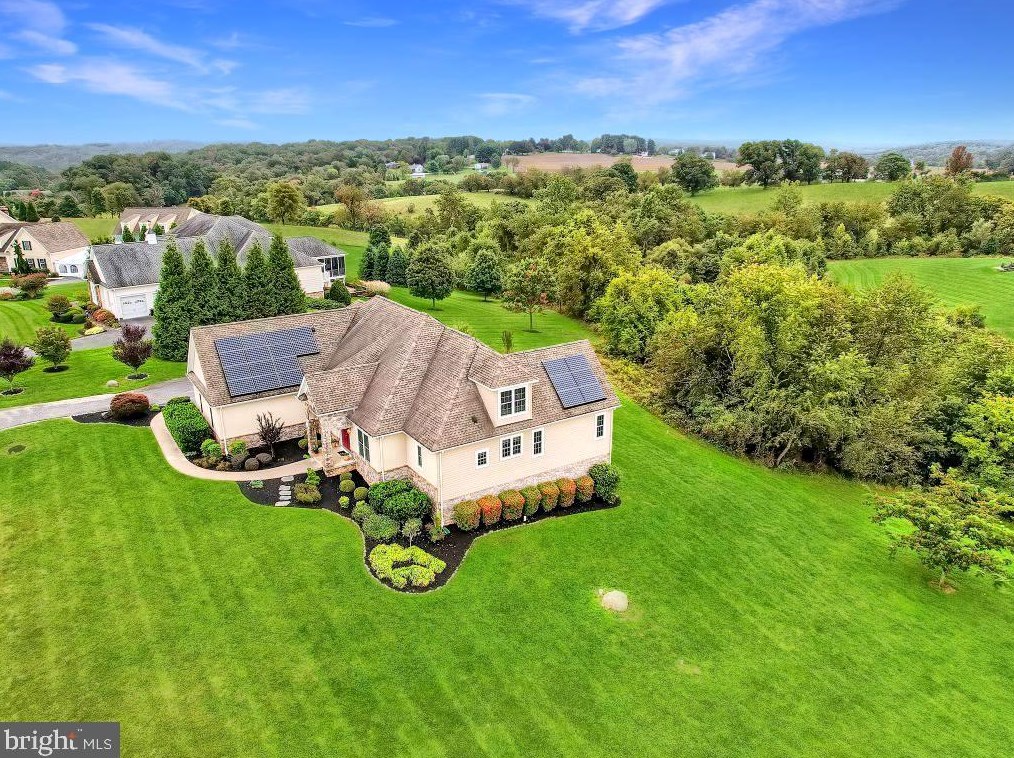 2499 Red Clover Dr, Patapsco MD  21048-2324 exterior