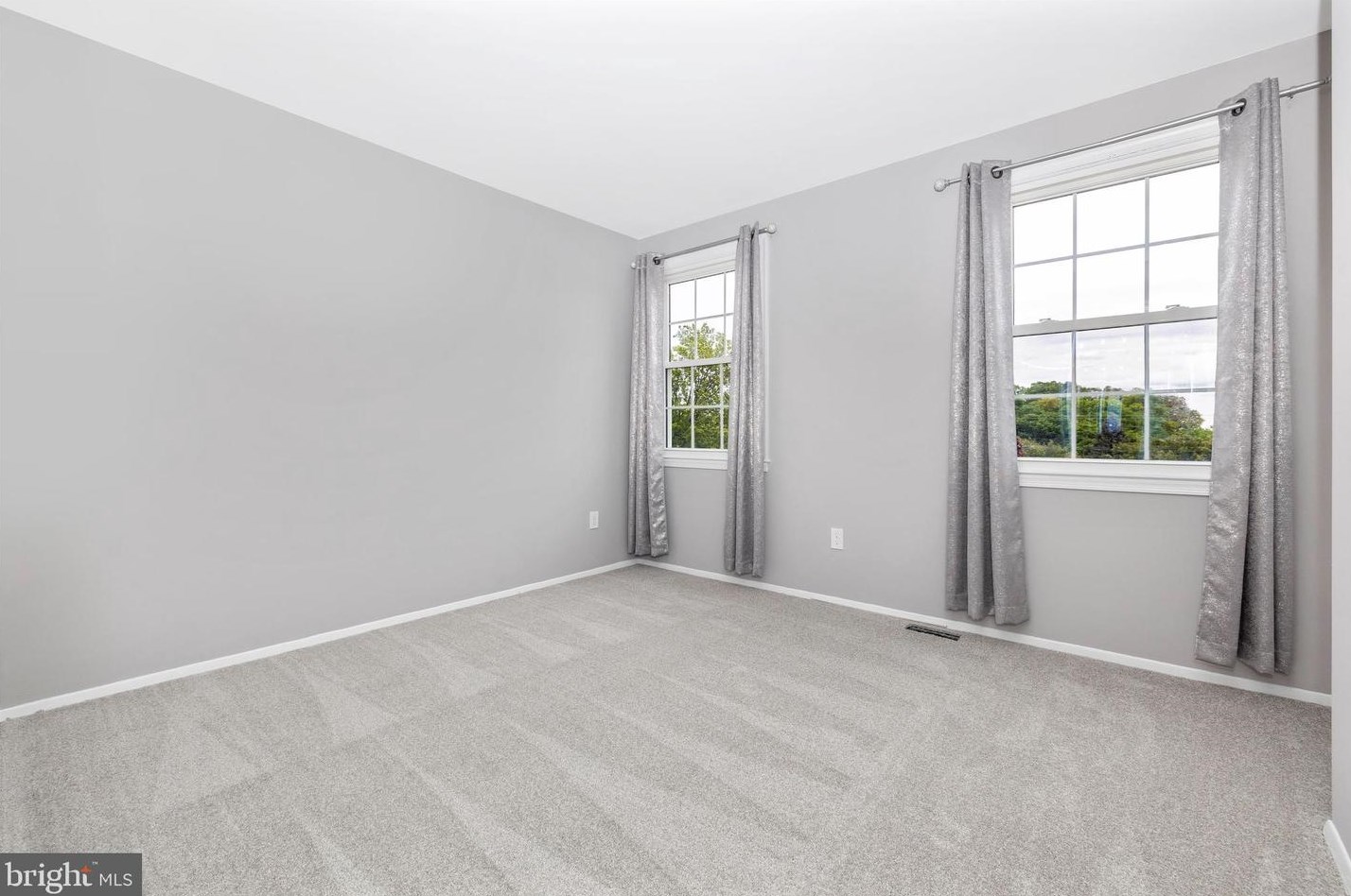 1704 Main St, Mount Airy MD  21771-5398 exterior