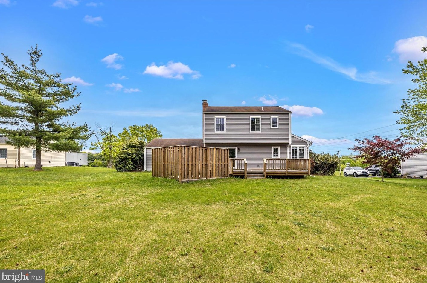 1704 Main St, Mount Airy MD  21771-5398 exterior