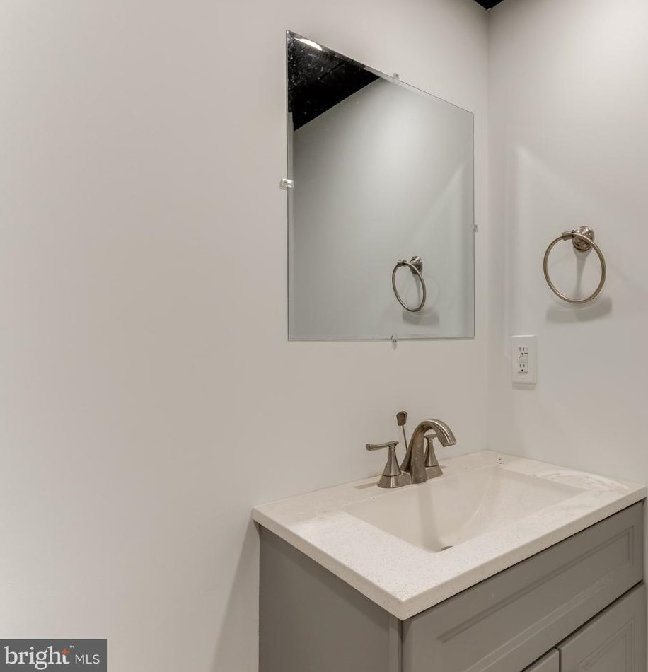 2535 Kays Mill Rd, Patapsco MD  exterior