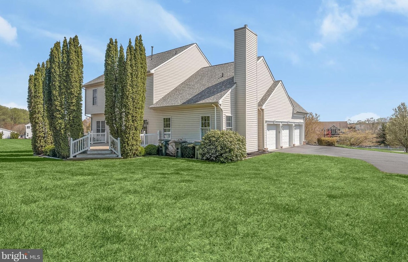 3730 Secret Fence Dr, Mount Airy MD  21771-8060 exterior