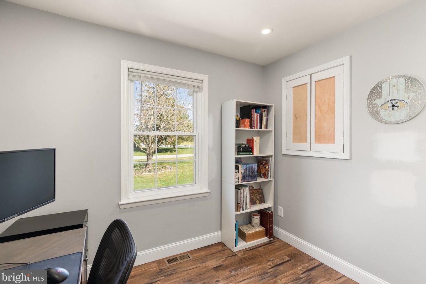 2446 Braddock Rd, Mount Airy MD  21771-8802 exterior