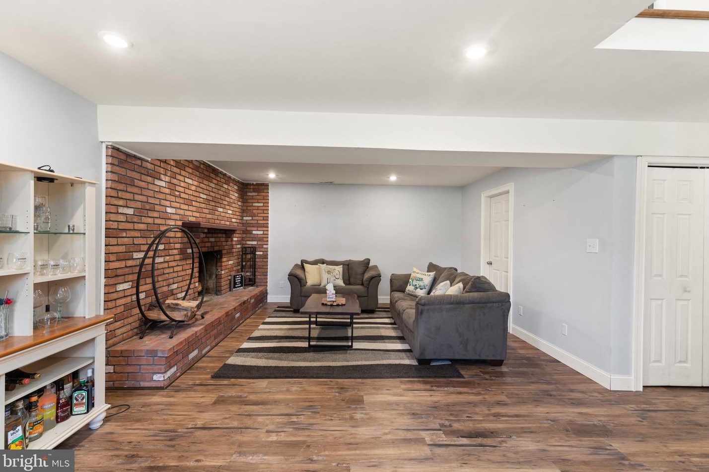 2446 Braddock Rd, Mount Airy MD  21771-8802 exterior