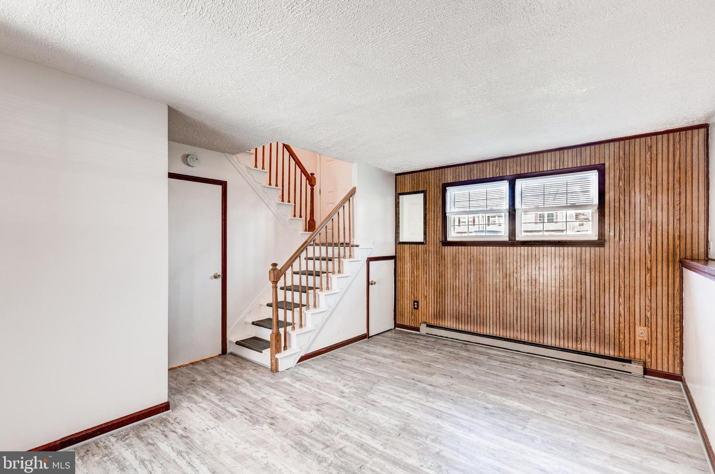 133 Carnival Dr, Taneytown, MD 21787-2415