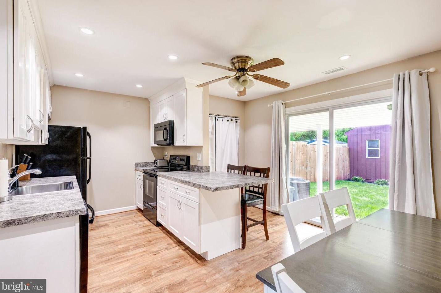 551 Daisy Dr, Taneytown MD  21787-2323 exterior