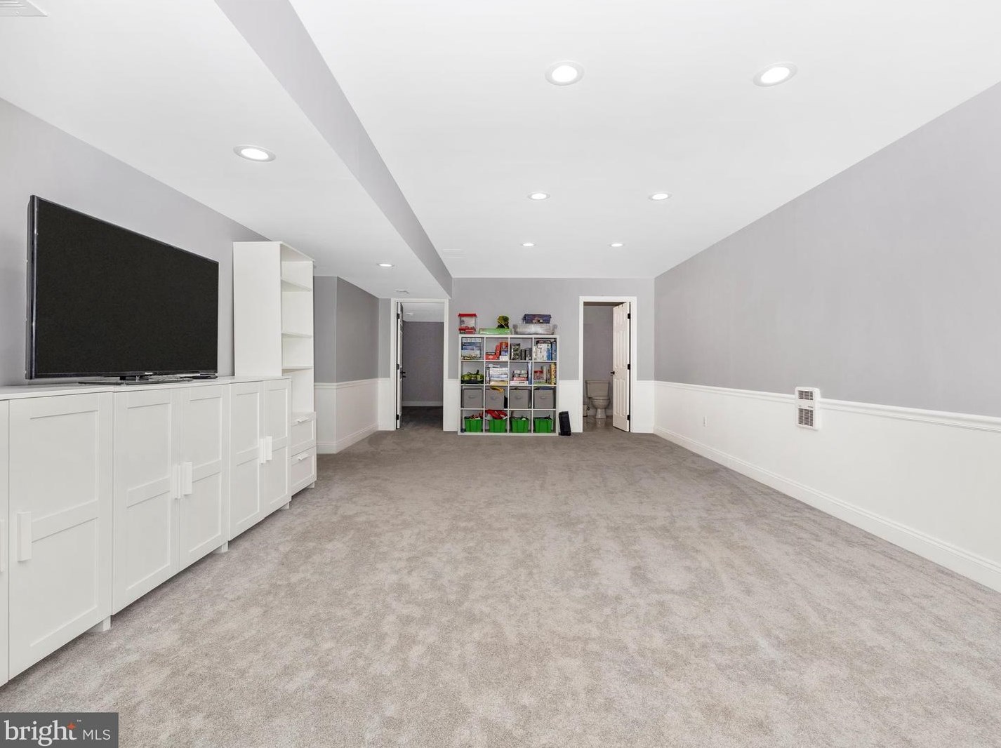 2054 Misty Meadow Rd, Patapsco MD  21048-1741 exterior