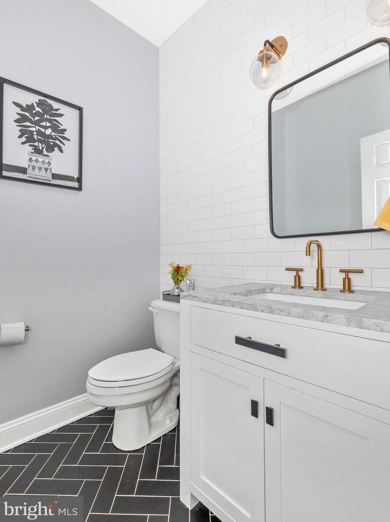 2054 Misty Meadow Rd, Patapsco MD  21048-1741 exterior