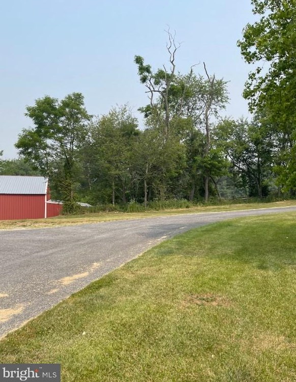 6575 Davis Rd, Mount Airy MD 21771-7205 exterior