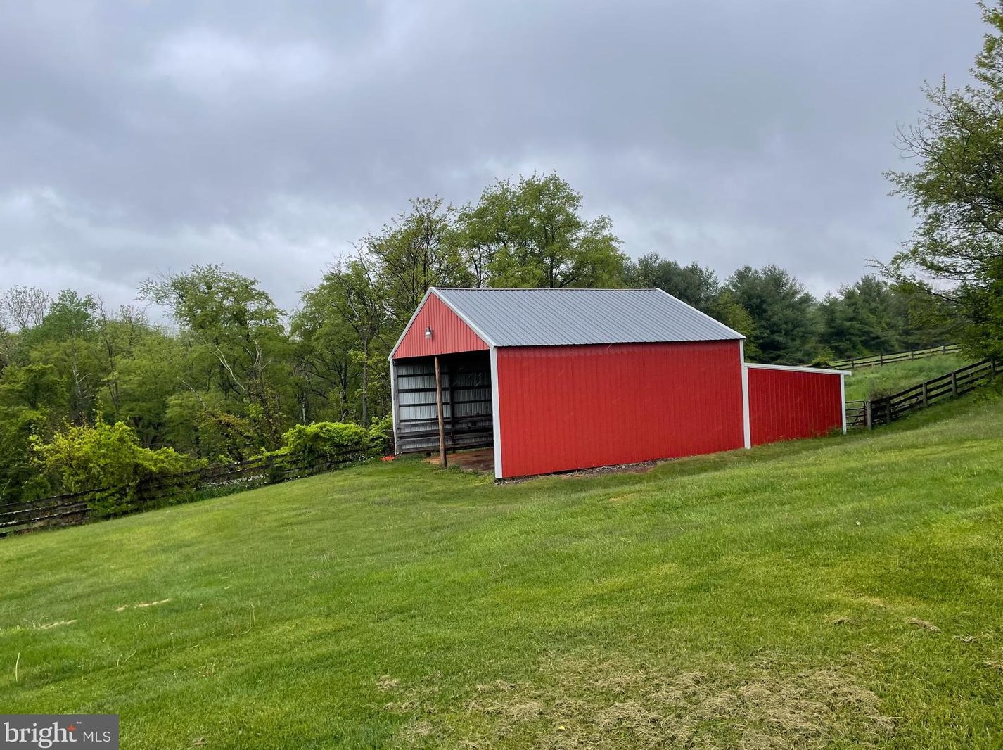 6575 Davis Rd, Mount Airy, MD 21771-7205