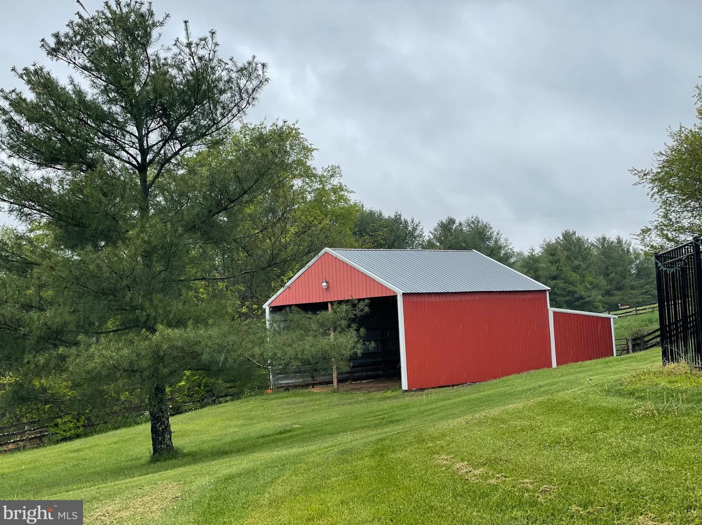 6575 Davis Rd, Mount Airy MD 21771-7205 exterior