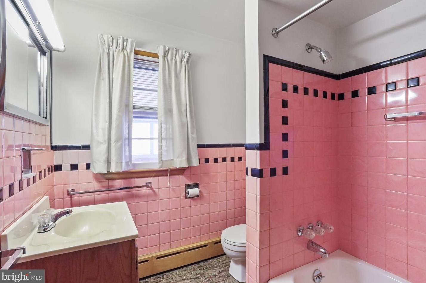 2632 Braddock Rd, Mount Airy MD  21771-8914 exterior