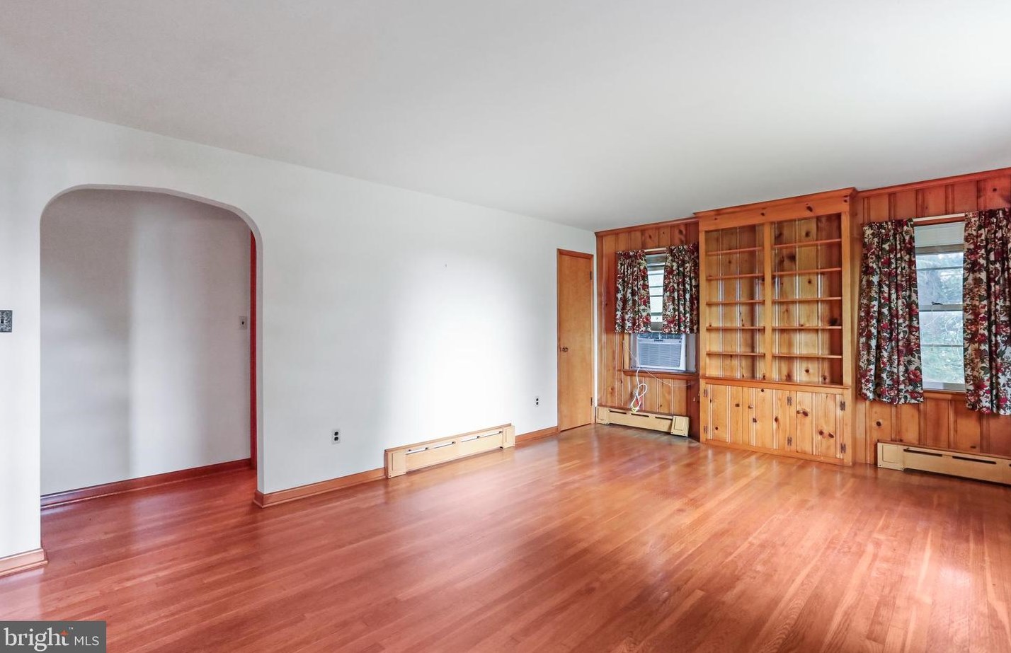 2632 Braddock Rd, Mount Airy MD  21771-8914 exterior