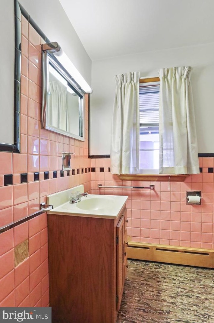 2632 Braddock Rd, Mount Airy MD  21771-8914 exterior