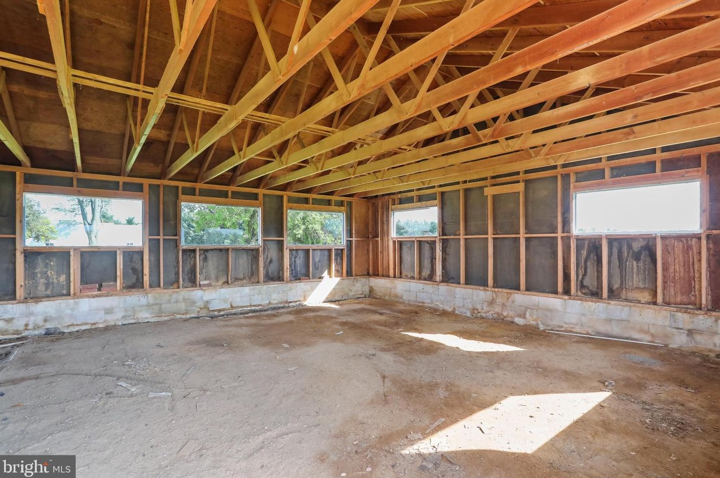 2632 Braddock Rd, Mount Airy MD  21771-8914 exterior