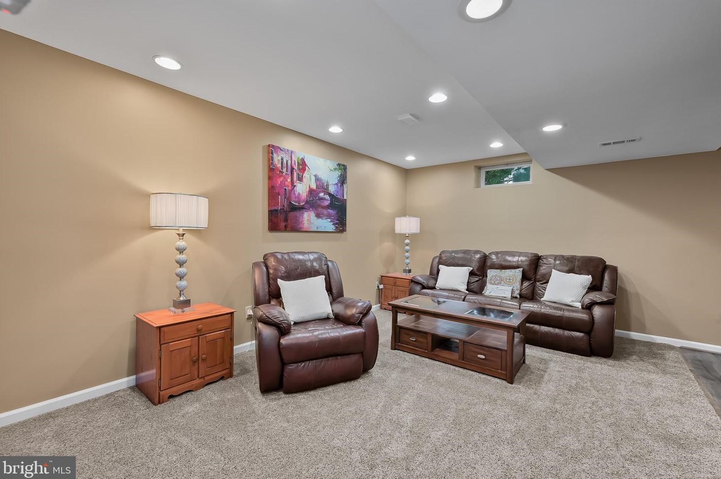 1309 Longbow Rd, Mount Airy MD  21771-5630 exterior