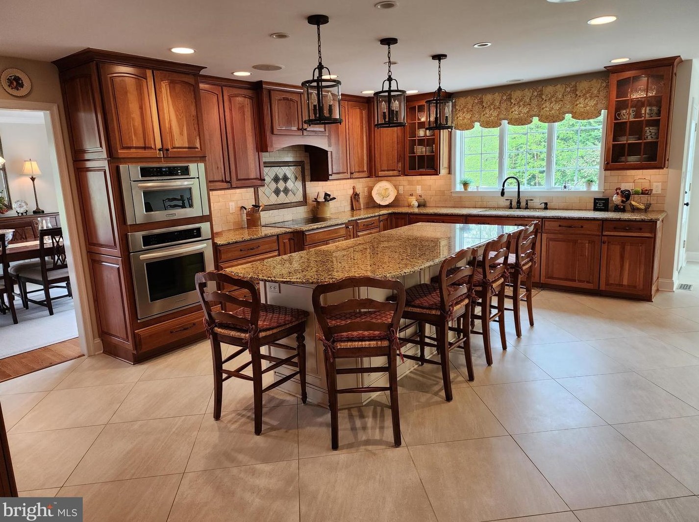 1620 Glenwood Ct, Patapsco, MD 21048-1950