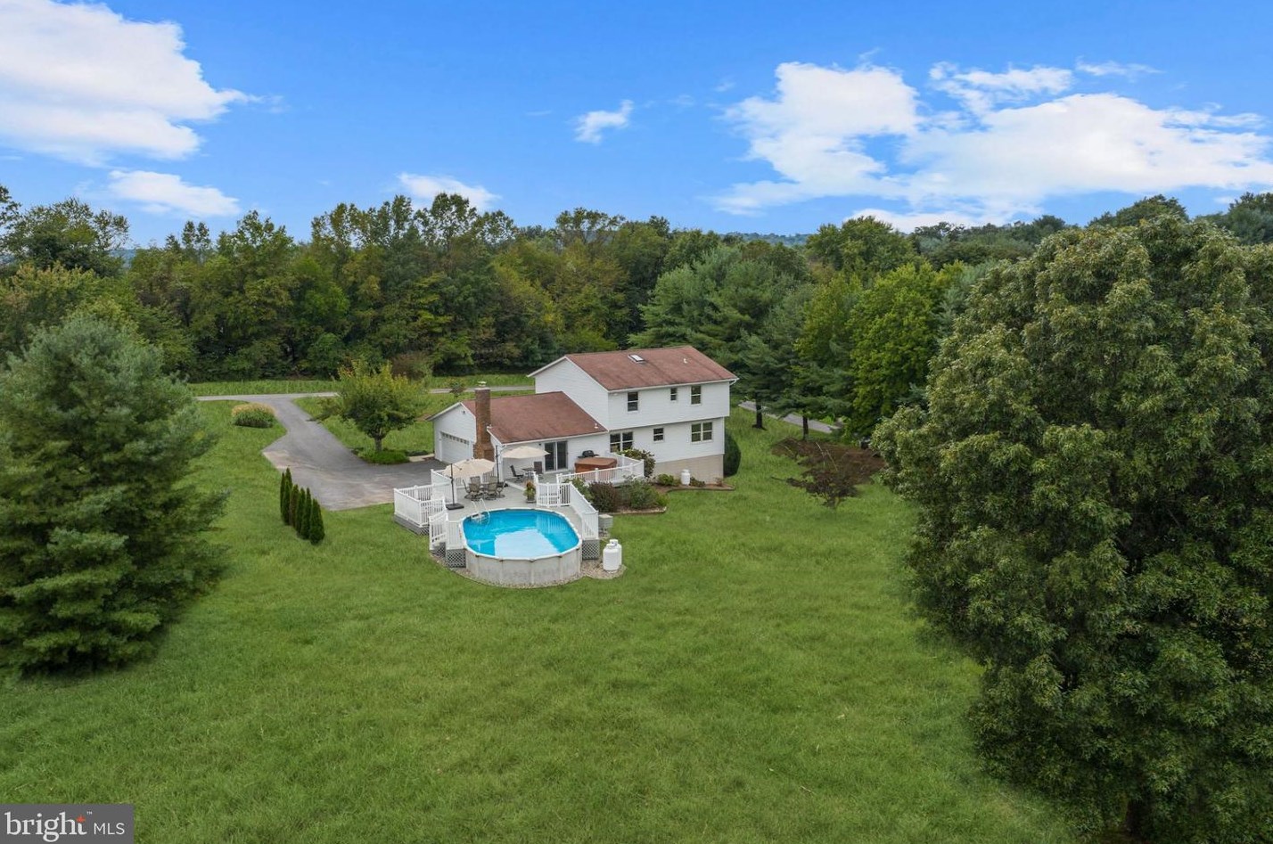 7241 Glenridge Dr, Mount Airy MD  21771-7242 exterior