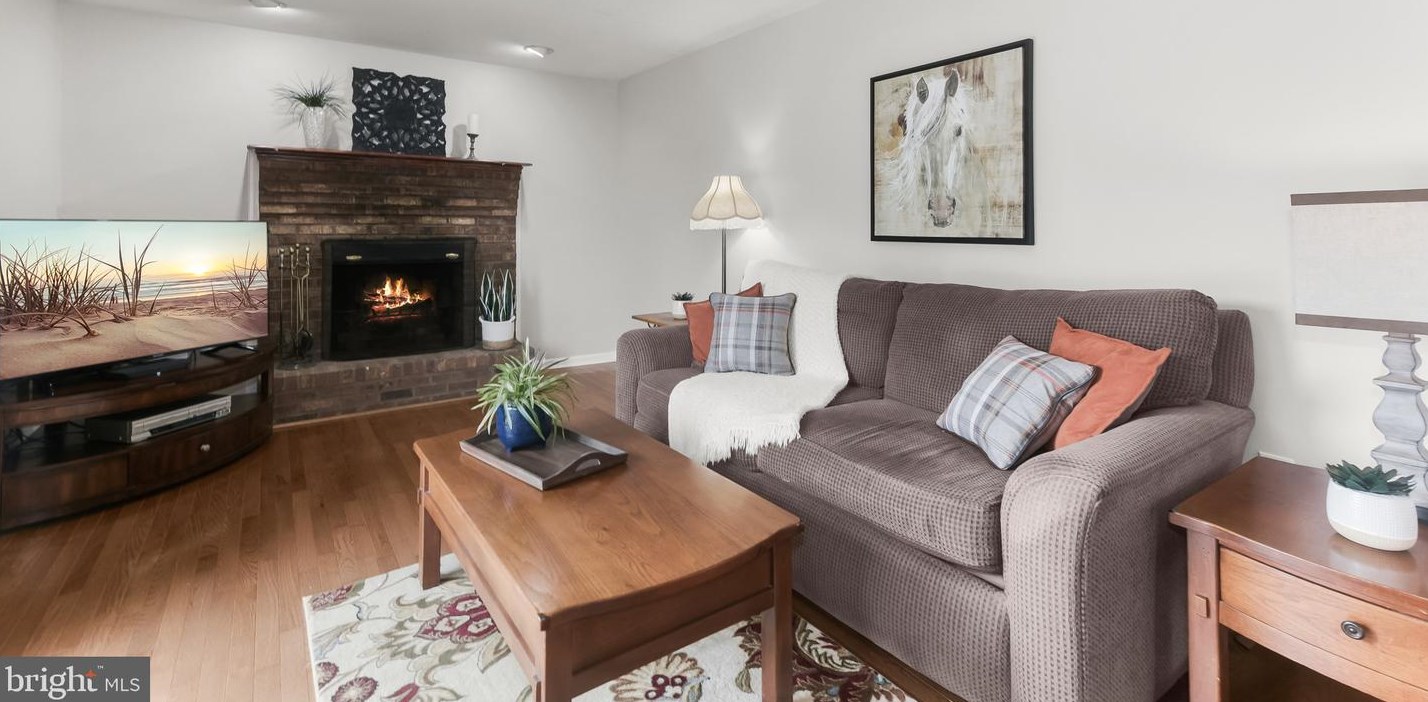 7241 Glenridge Dr, Mount Airy MD  21771-7242 exterior