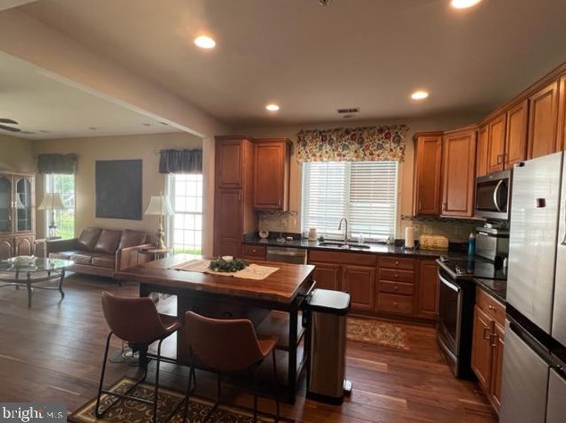 319 Clubside Dr, Taneytown MD  21787-1566 exterior
