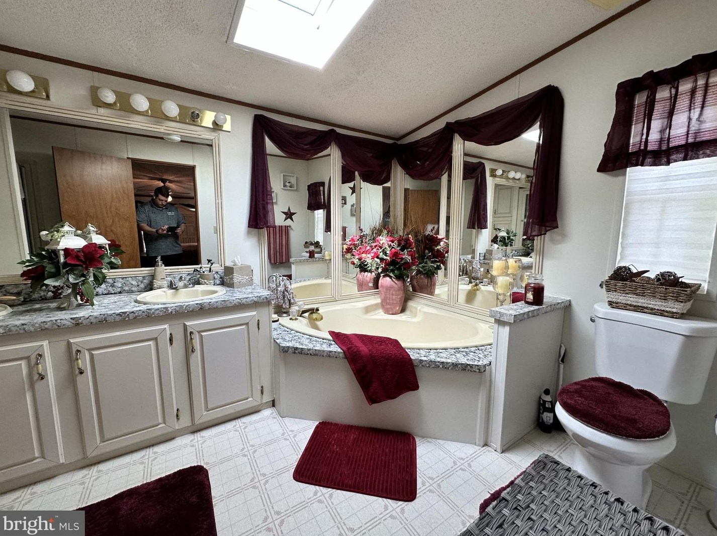 130 Lassiter Cir, Patapsco MD  21048-1801 exterior