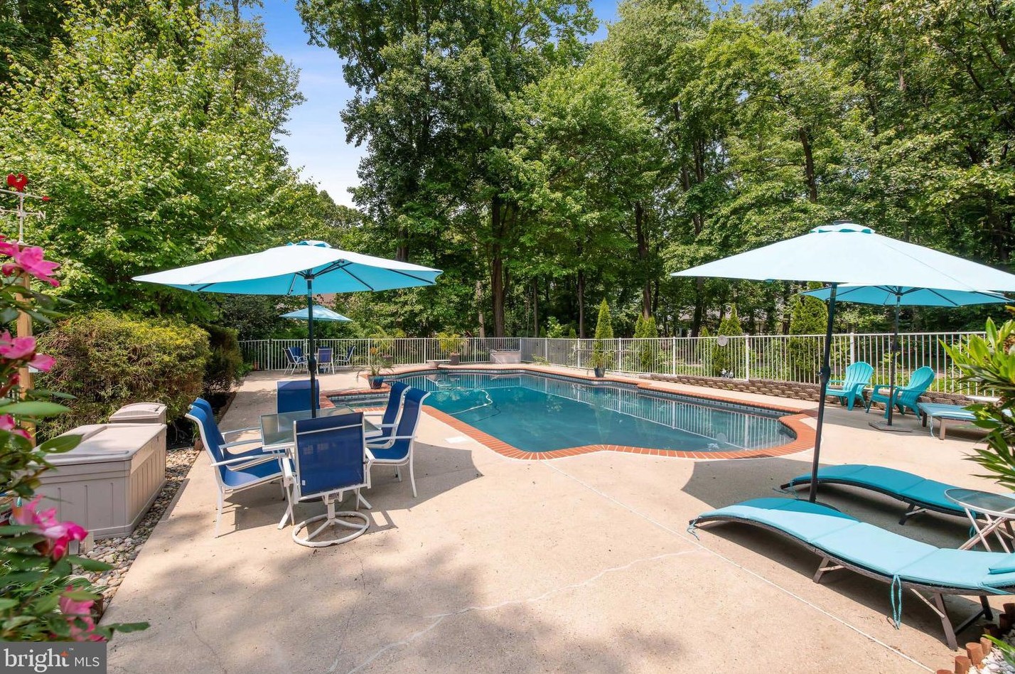 2404 Fairway Oaks Ct, Hampstead, MD 21074-1350