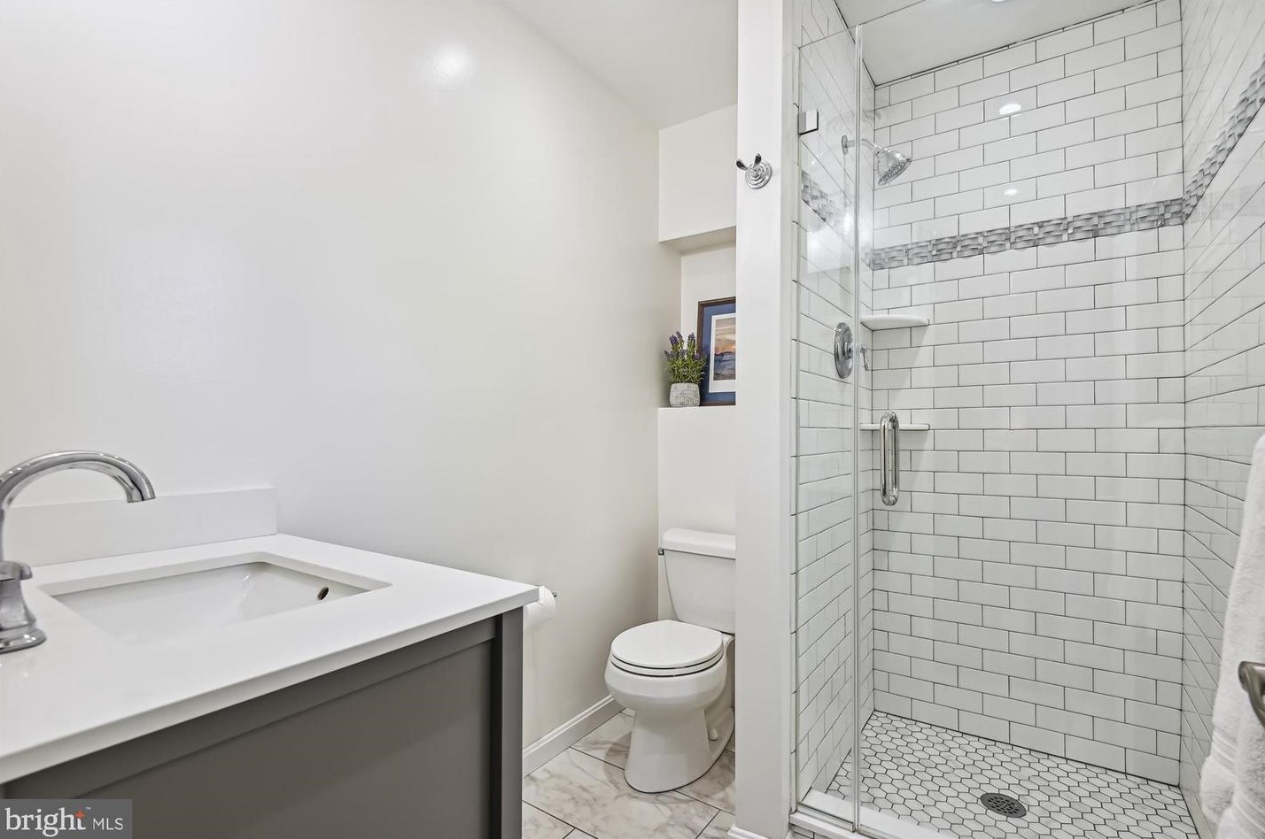 5156 Perry Rd, Mount Airy MD 21771-8828 exterior