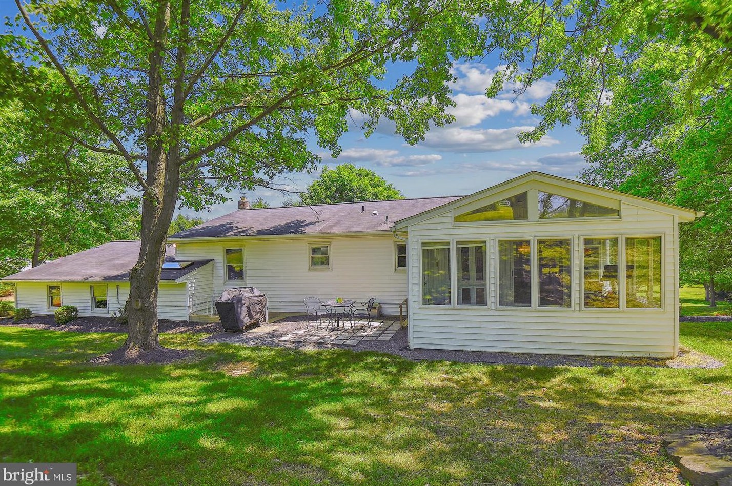 5156 Perry Rd, Mount Airy MD 21771-8828 exterior