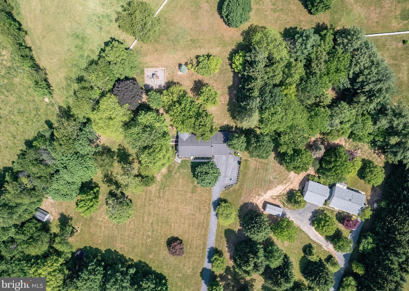 5156 Perry Rd, Mount Airy MD 21771-8828 exterior