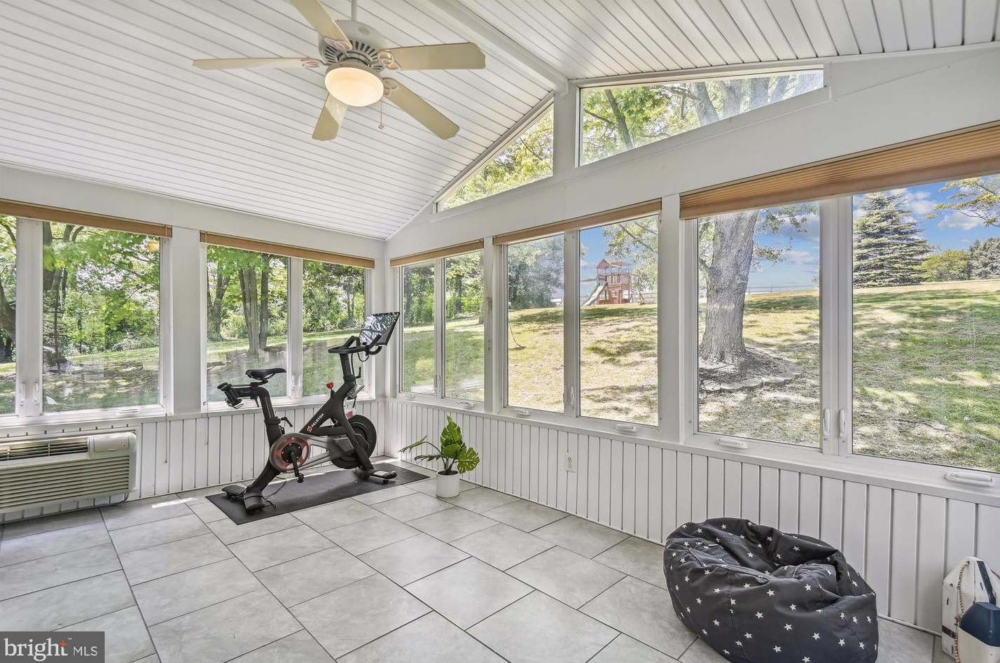 5156 Perry Rd, Mount Airy MD 21771-8828 exterior