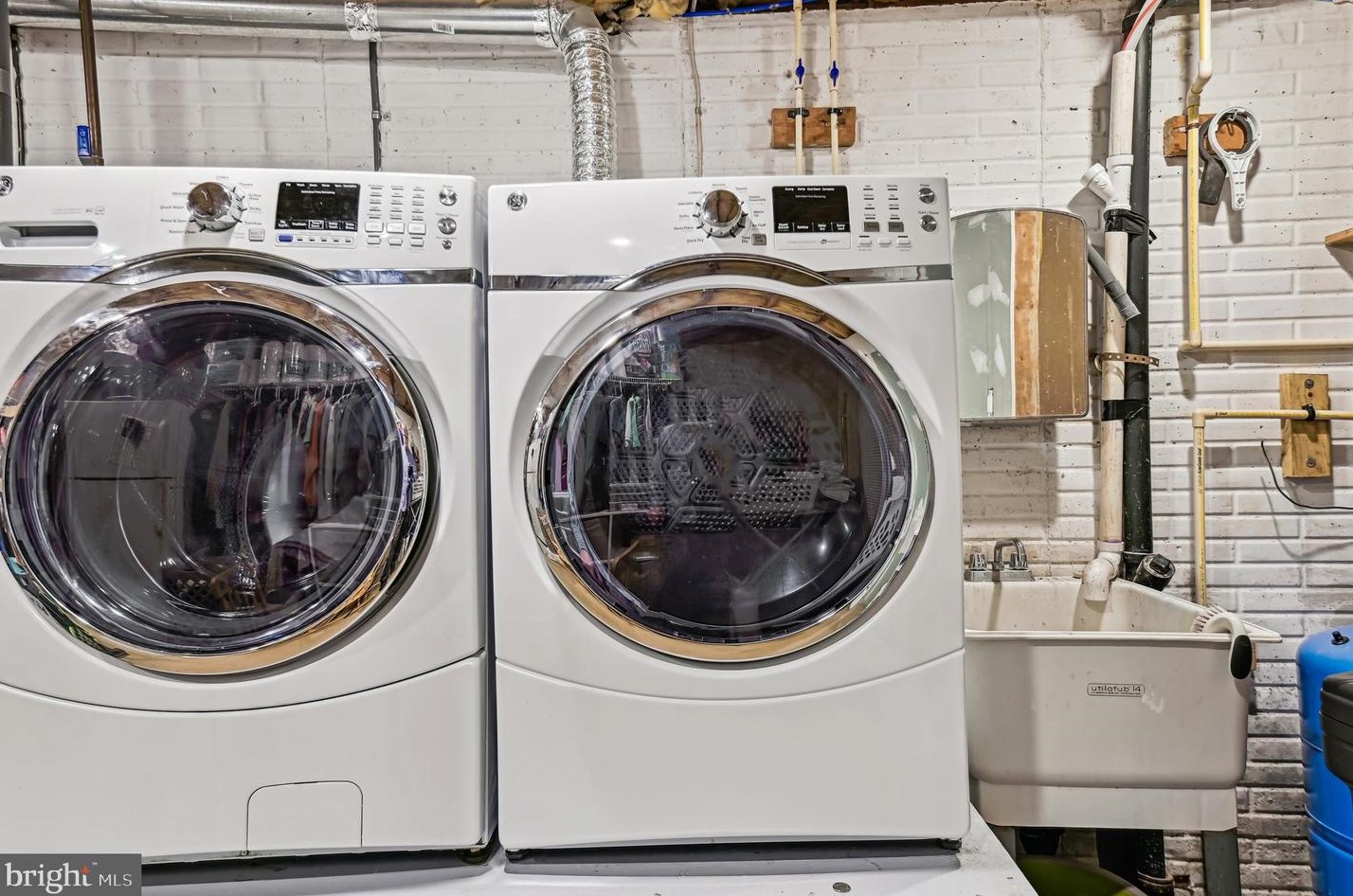 5156 Perry Rd, Mount Airy MD 21771-8828 exterior