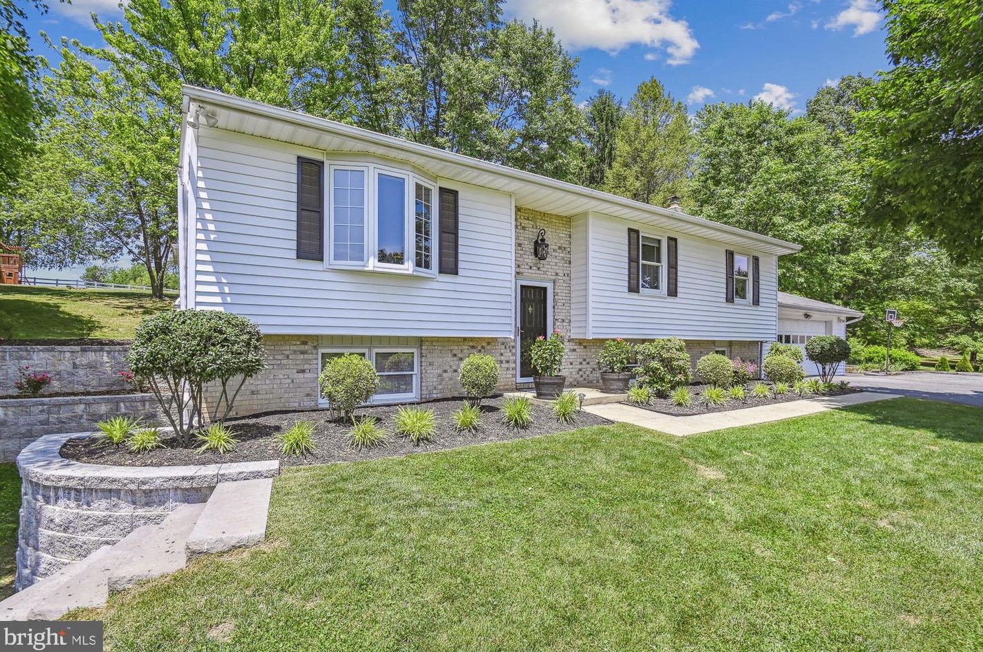 5156 Perry Rd, Mount Airy MD 21771-8828 exterior