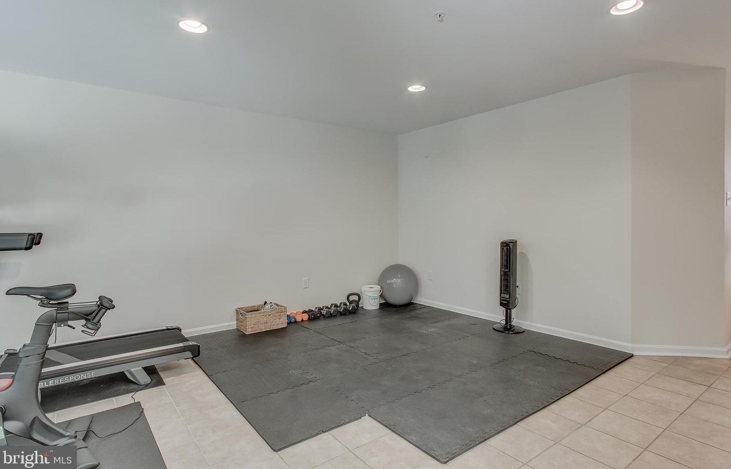 1930 Reading Ct, Mount Airy MD 21771-7754 exterior