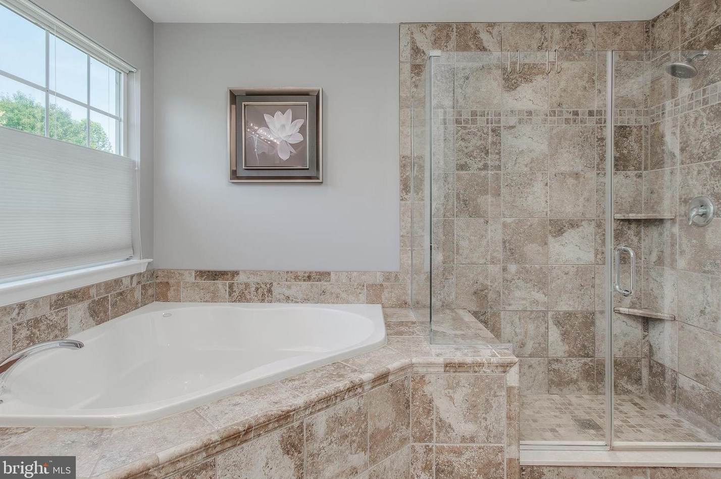 1930 Reading Ct, Mount Airy MD 21771-7754 exterior