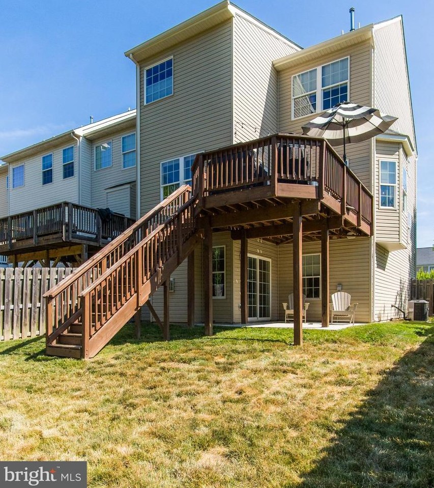 1930 Reading Ct, Mount Airy MD 21771-7754 exterior