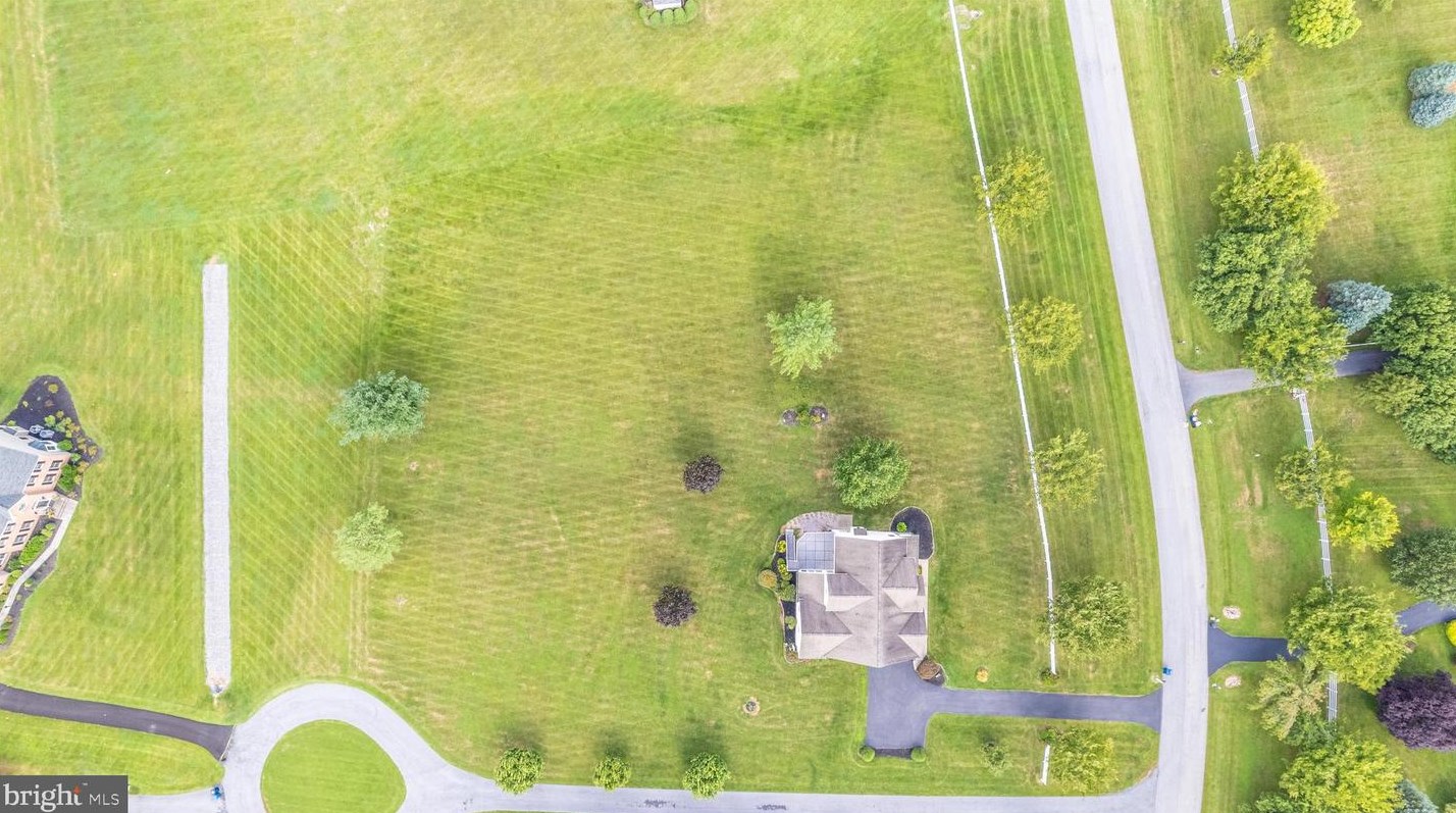 3185 Jupiter Island Ct, Mount Airy MD 21771-8070 exterior