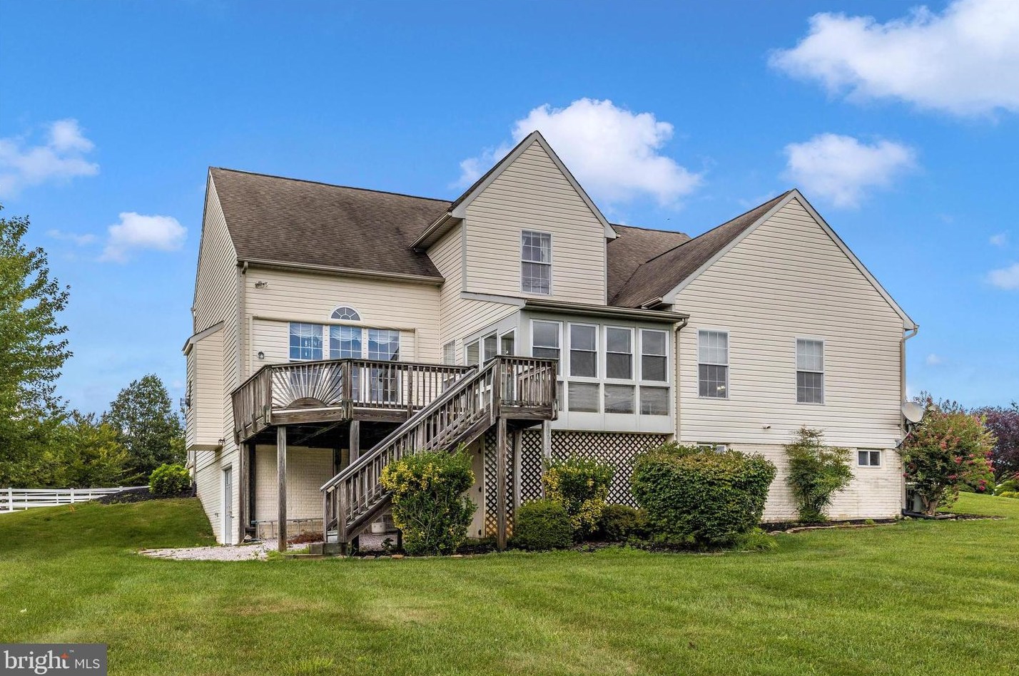 3185 Jupiter Island Ct, Mount Airy MD 21771-8070 exterior